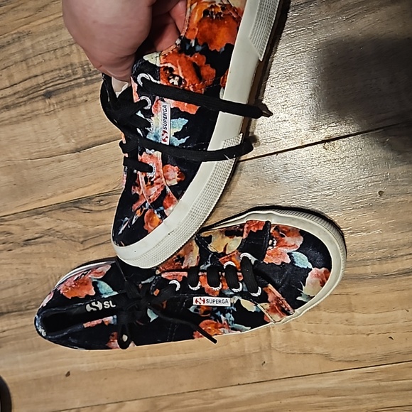 LIMITED EDITION Superga Black Floral 2750 Fanvelw Sneakers - Picture 3 of 6